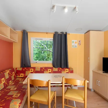Mobilhome Noyer Avec Terrasse 4p Σπίτι διακοπών Saint-Martial-de-Nabirat